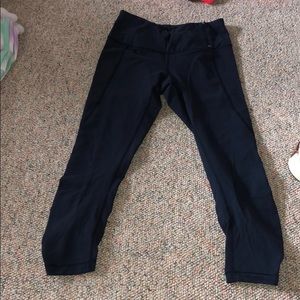 Cali by Carrie Underwood crop leggings